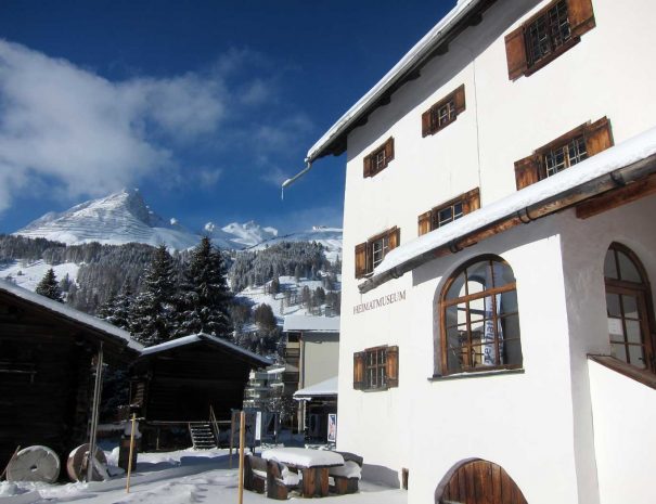 davos-heimatmuseum-berge-schnee